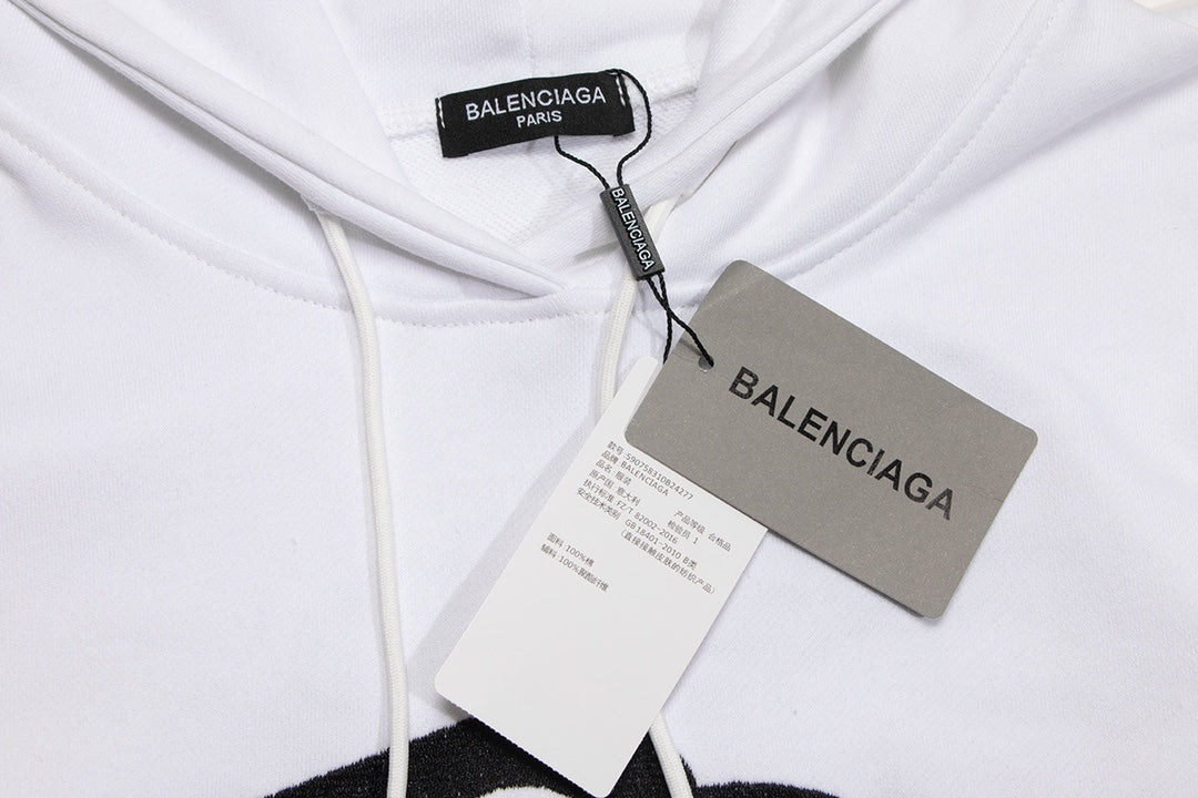 New embroidered classic hoodie