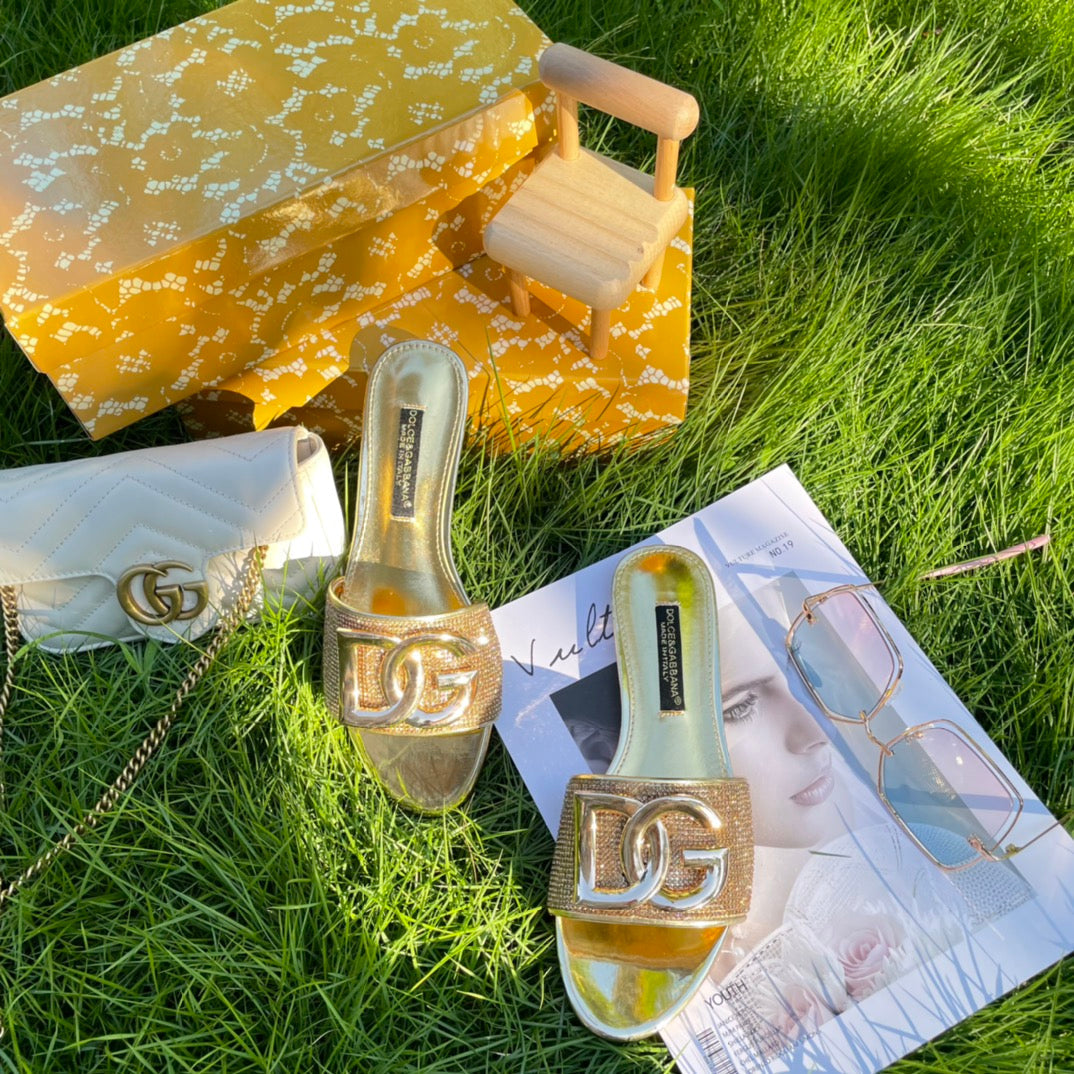 Metal Buckle Rhinestone Slippers