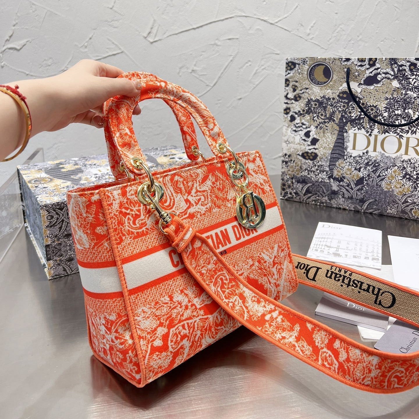 Lady D-Lite Shoulder Bag