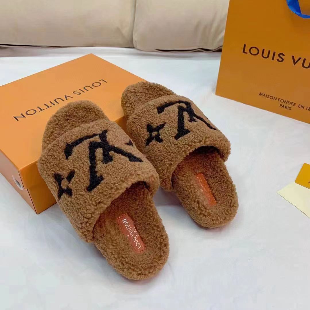 Lamb Wool Slippers