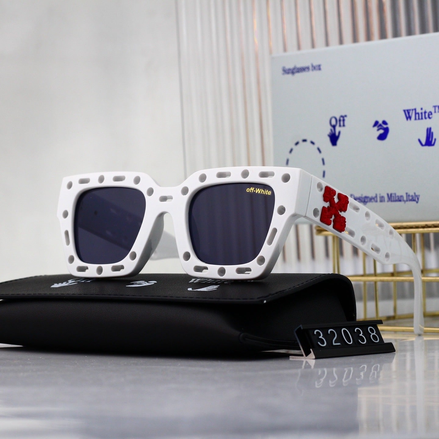 6 Colors Fashion Sunglasses   32038