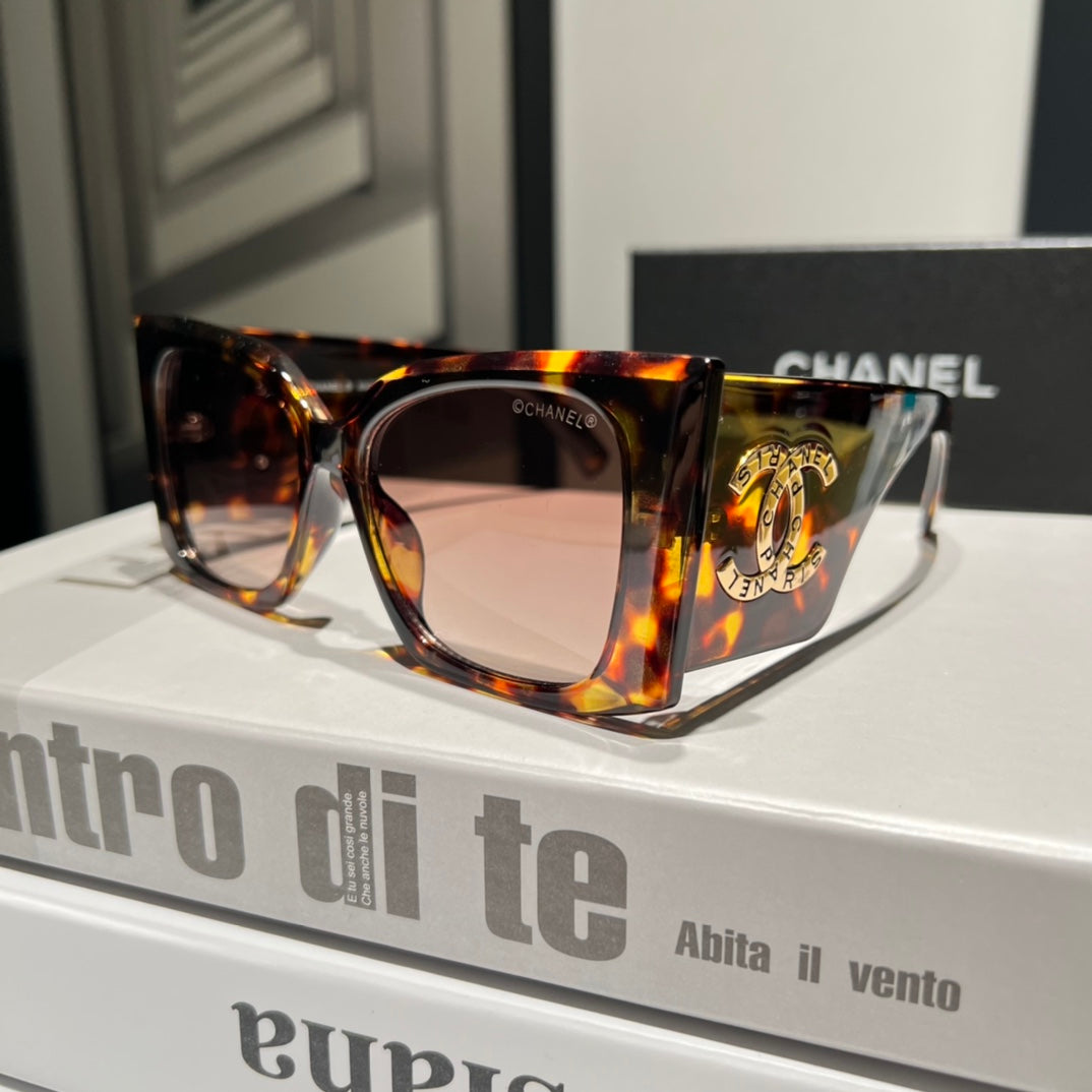 7 colors of fashionable and casual high-end sunglasses  8423