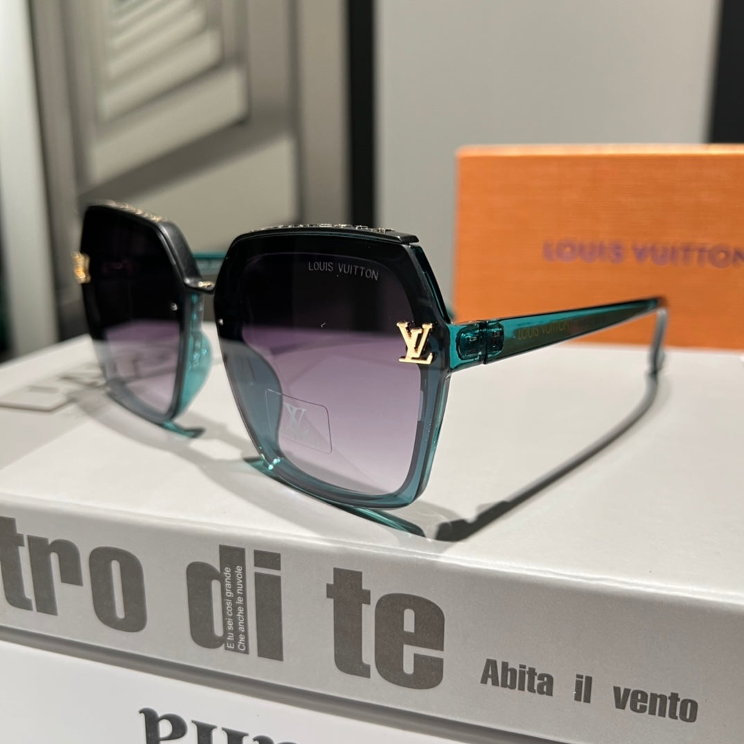 4 Colors Hot Sunglasses  8354