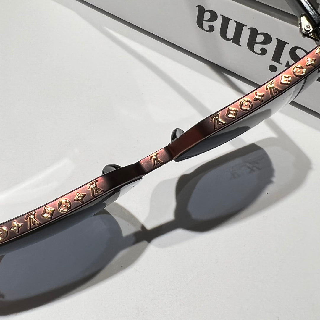 4 Colors Hot Sunglasses  8354