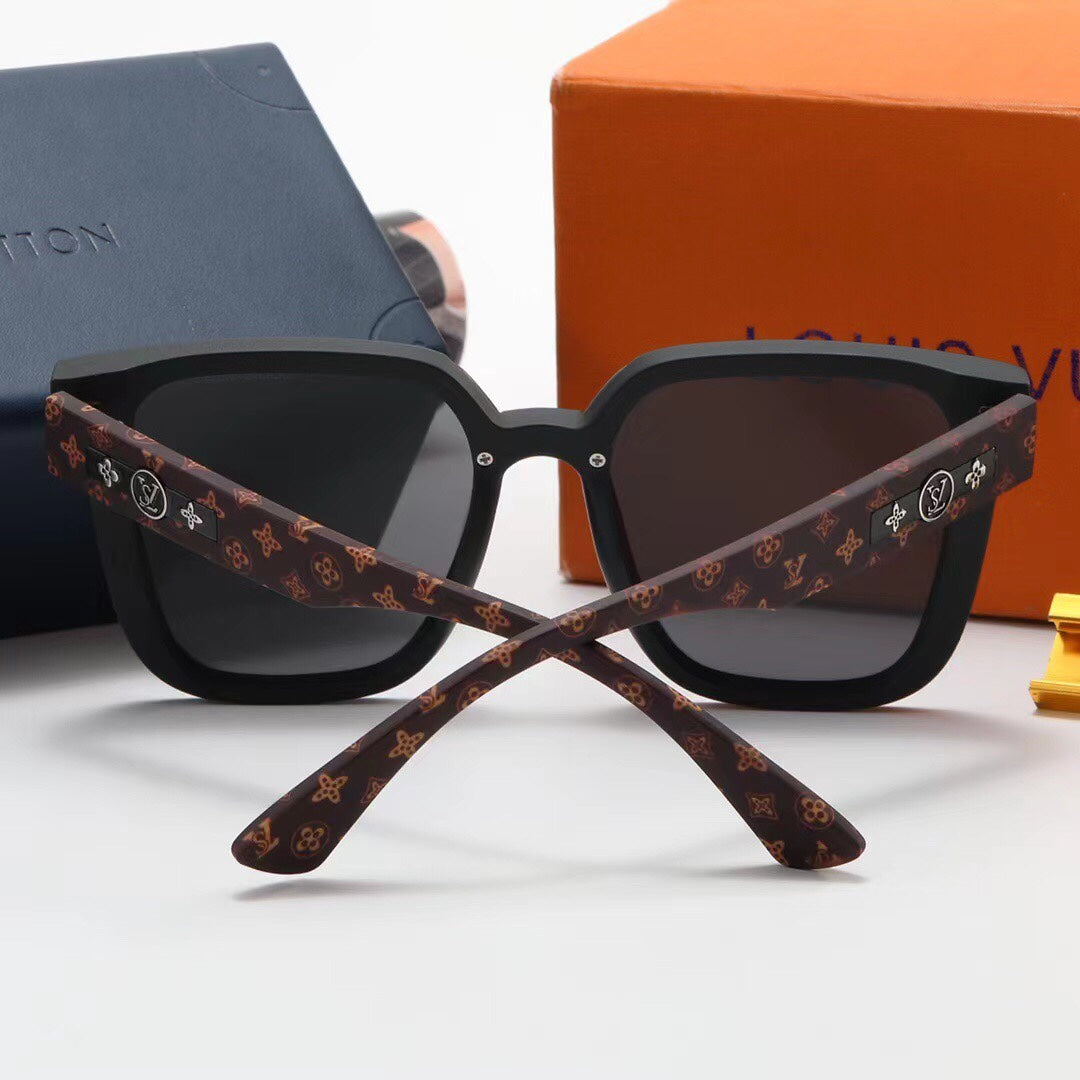 4 Colors Fashion Sunglasses  3420