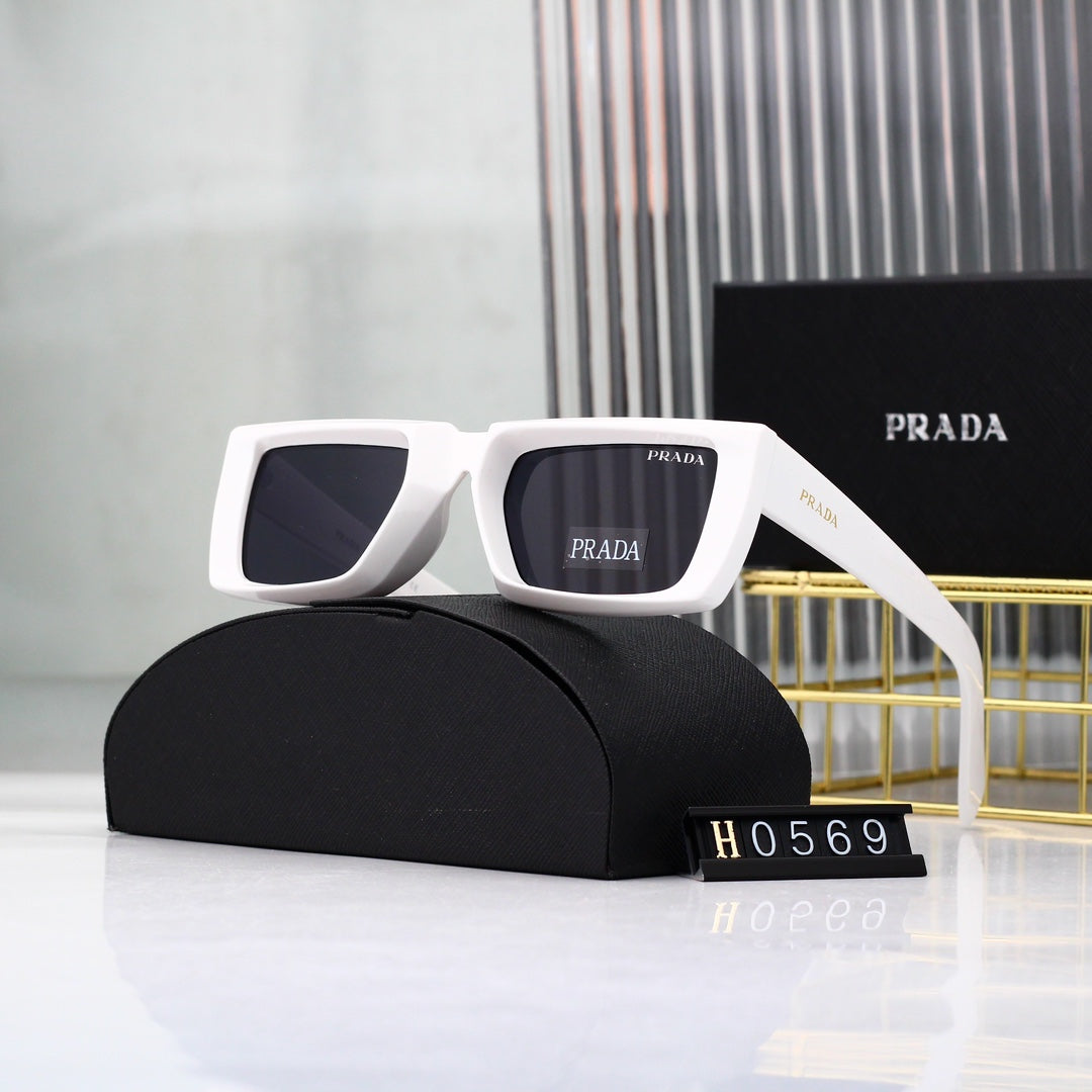 7 Colors Fashionable Plain Sunglasses  68016
