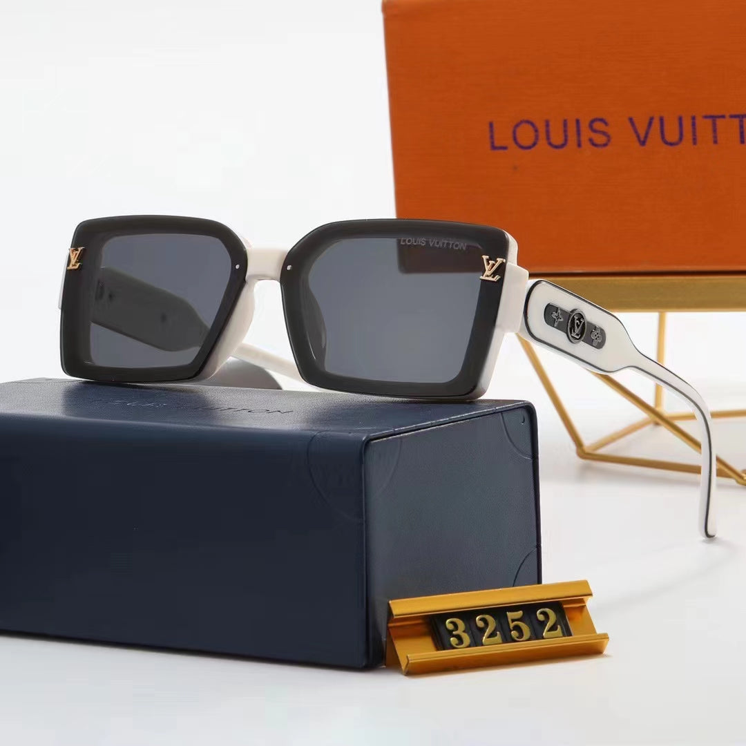 4 colors fashionable hot sunglasses  3252