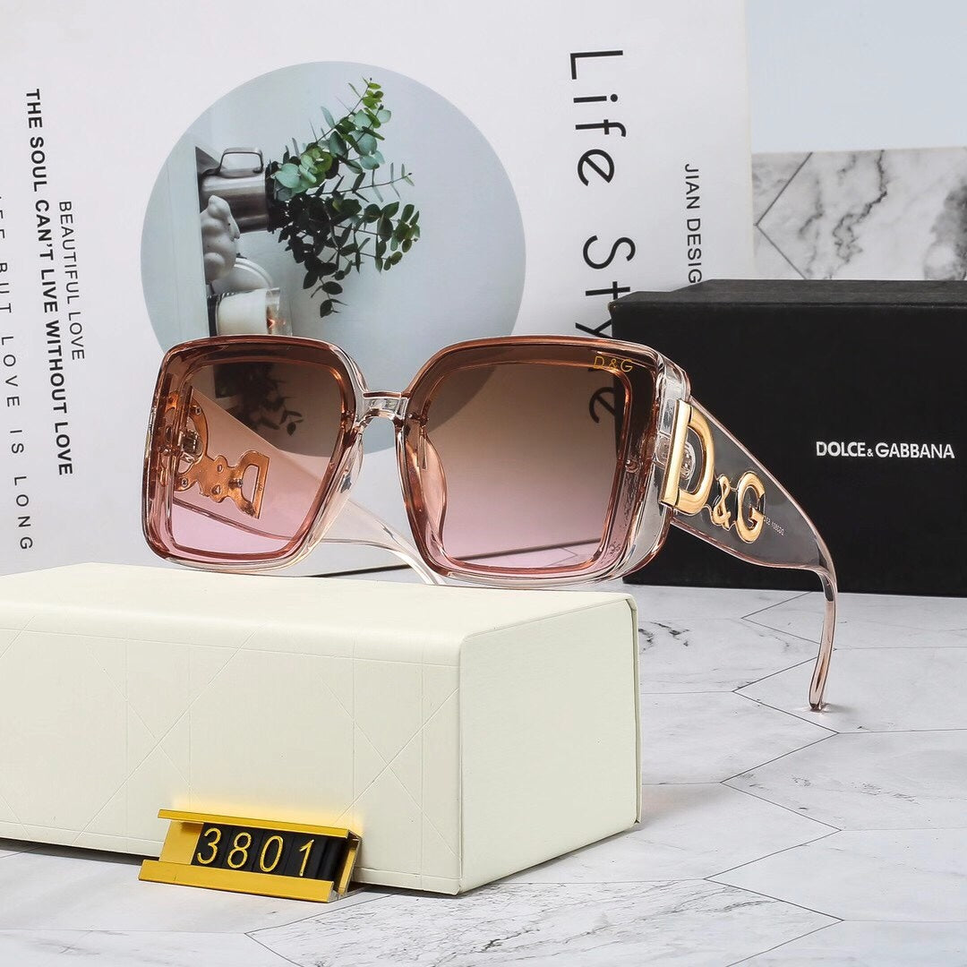 4 colors fashin woman's Thick Frame Fashion Sunglasses